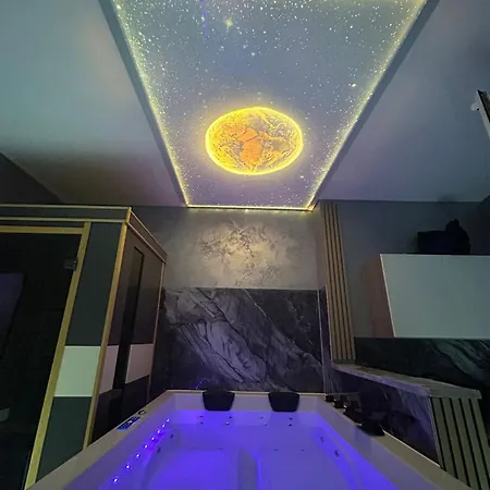 Apartman Wellness Mit Whirlpool & Sauna *