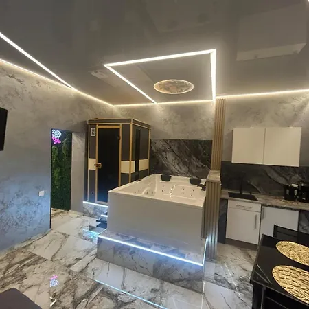 Mynightspa - Whirlpool & Sauna * Essen