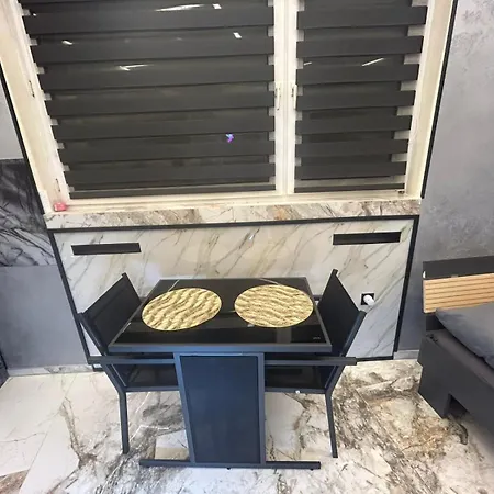 Wellness Mit Whirlpool & Sauna * Эссен